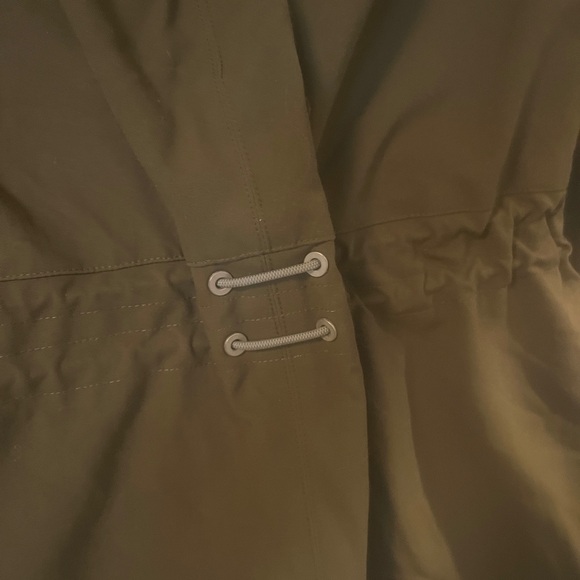 Helly Hanson Parka - Picture 5 of 9